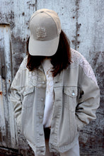 Charger l'image dans la galerie, N°66 - CASQUETTE UPCYCLÉE