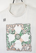 Charger l'image dans la galerie, N°8 - T-SHIRT UPCYCLÉ - S