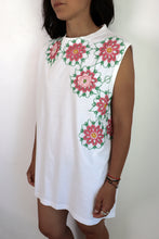 Charger l'image dans la galerie, N°39 - T-SHIRT UPCYCLÉ - L