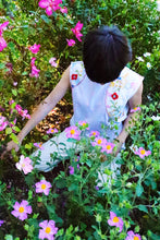 Charger l'image dans la galerie, N°19 - T-SHIRT UPCYCLÉ - M