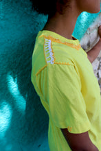 Charger l'image dans la galerie, N°35 - T-SHIRT UPCYCLÉ - M